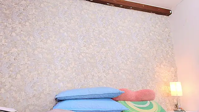 Snapshot of nicol_f chatting on October 2025 07:25:02 PM nicol f online show from October 2025 07:25:02 PM