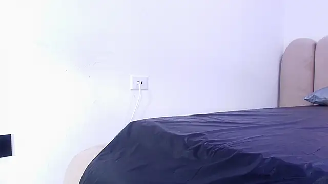 Snapshot of nicol_f chatting on February 2026 03:11:01 AM nicol f online show from February 2026 03:11:01 AM