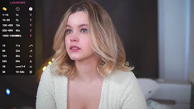 Snapshot of Milana15 chatting on March 2025 08:59:01 AM Milana15 online show from March 2025 08:59:01 AM