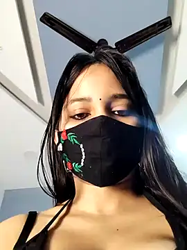 Varnika aarora online show from December 2024 08:13:01 AM