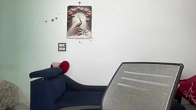 Varnika aarora online show from September 2025 04:13:02 AM