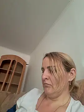 Malichkaanna30 online show from January 2025 12:35:01 PM