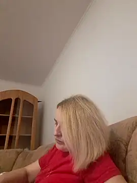 Malichkaanna30 online show from February 2025 06:33:02 PM