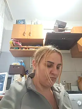 Malichkaanna30 online show from September 2025 02:54:01 PM