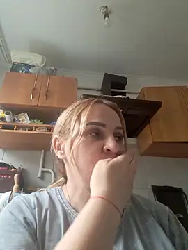 Malichkaanna30 online show from March 2026 03:17:01 PM