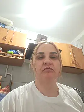 Malichkaanna30 online show from April 2026 04:56:01 PM