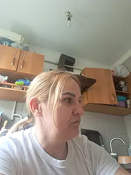 Malichkaanna30 online show from April 2026 07:46:01 AM