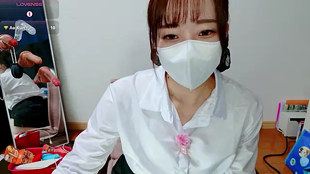 Rio chan  online show from June 2026 12:51:02 PM
