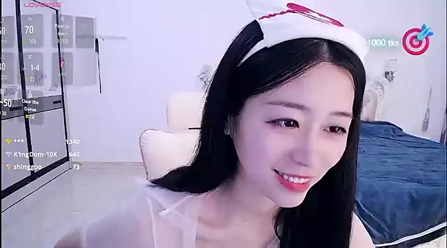 Snapshot of CN-xiaofei chatting on February 2025 12:01:02 PM CN-xiaofei online show from February 2025 12:01:02 PM