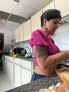 Afroditapoloo online show from June 2026 03:23:02 PM