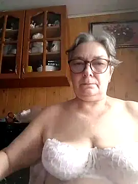 Snapshot of IrinaSweet54 chatting on February 2025 08:33:02 AM IrinaSweet54 online show from February 2025 08:33:02 AM