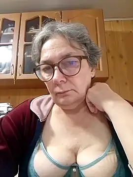 Snapshot of IrinaSweet54 chatting on September 2025 06:36:01 AM IrinaSweet54 online show from September 2025 06:36:01 AM