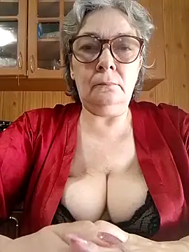 IrinaSweet54 online show from April 2026 07:25:02 AM