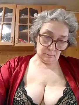 IrinaSweet54 online show from May 2026 07:35:01 AM