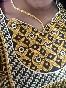 Ambika01 online show from November 2025 04:11:02 AM