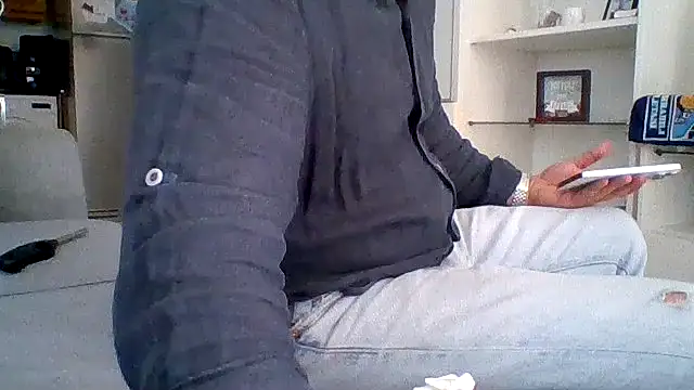 bobotatto online show from May 2026 02:00:02 PM