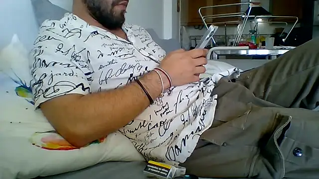 bobotatto online show from May 2026 02:45:01 PM