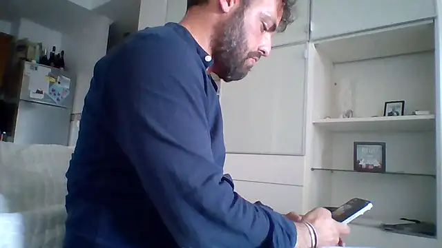 bobotatto online show from May 2026 05:42:02 PM