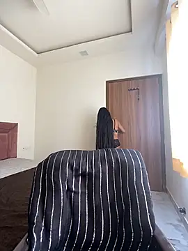 miss lina online show from February 2025 08:18:02 AM