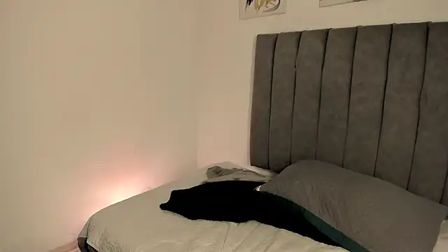 sarah  bigboobs online show from September 2025 04:49:01 AM