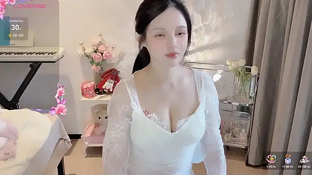 Snapshot of S-wan chatting on December 2024 01:18:01 AM S-wan online show from December 2024 01:18:01 AM