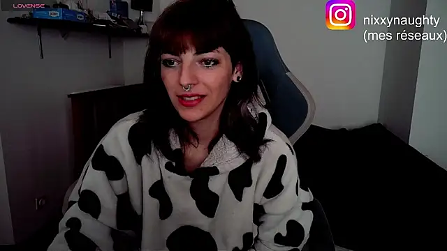 Snapshot of Nixxy_naughty chatting on January 2025 06:31:01 PM Nixxy naughty online show from January 2025 06:31:01 PM