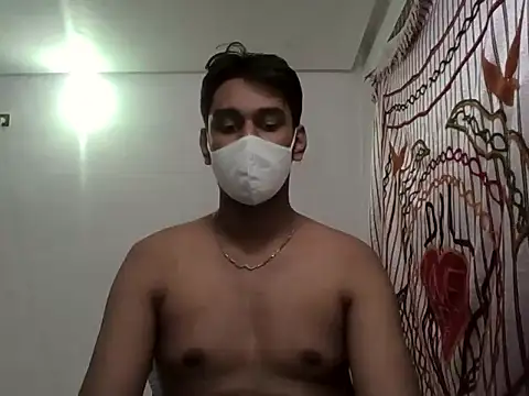 brownguy1234 online show from December 2024 05:26:01 PM