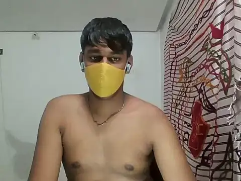 brownguy1234 online show from December 2024 08:23:01 PM