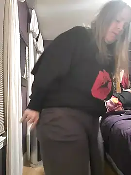 Snapshot of crazycatcass chatting on February 2025 10:59:02 AM crazycatcass online show from February 2025 10:59:02 AM