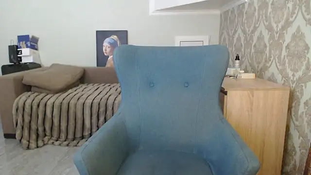 Snapshot of Mallinia chatting on April 2026 10:49:02 AM Mallinia online show from April 2026 10:49:02 AM