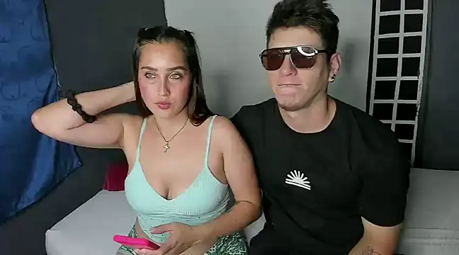 Snapshot of Zara_cum69 chatting on February 2025 08:40:01 PM Zara cum69 online show from February 2025 08:40:01 PM