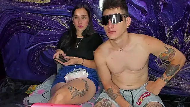 Snapshot of Zara_cum69 chatting on September 2025 10:10:02 PM Zara cum69 online show from September 2025 10:10:02 PM