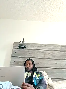 Mcoleman4642 online show from November 2025 05:26:02 PM