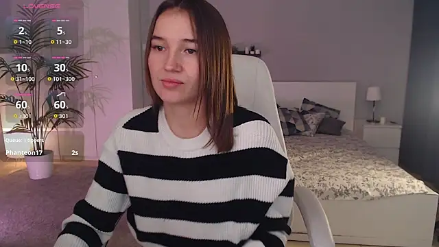 Snapshot of Bellla_Haddid chatting on September 2025 12:33:01 AM Bellla Haddid online show from September 2025 12:33:01 AM