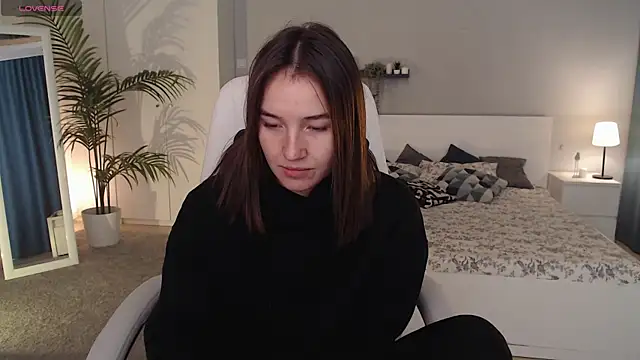 Snapshot of Bellla_Haddid chatting on September 2025 01:07:02 AM Bellla Haddid online show from September 2025 01:07:02 AM