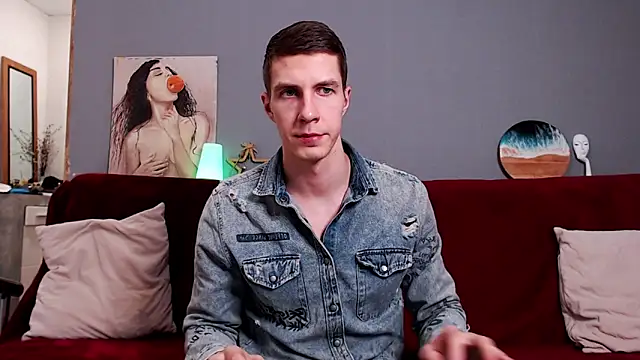 Snapshot of Chris_Brien chatting on December 2024 04:29:02 PM Chris Brien online show from December 2024 04:29:02 PM