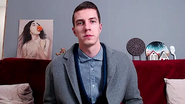 Snapshot of Chris_Brien chatting on December 2024 05:48:02 PM Chris Brien online show from December 2024 05:48:02 PM