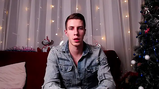 Snapshot of Chris_Brien chatting on January 2025 03:09:01 AM Chris Brien online show from January 2025 03:09:01 AM