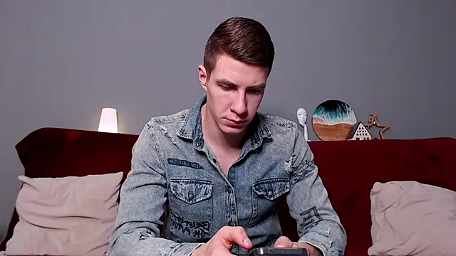 Snapshot of Chris_Brien chatting on February 2025 01:55:01 AM Chris Brien online show from February 2025 01:55:01 AM