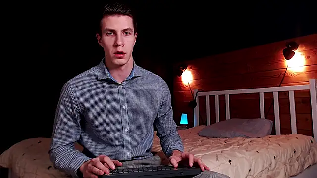 Snapshot of Chris_Brien chatting on February 2025 09:57:01 PM Chris Brien online show from February 2025 09:57:01 PM