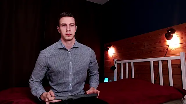 Snapshot of Chris_Brien chatting on February 2025 06:09:02 PM Chris Brien online show from February 2025 06:09:02 PM