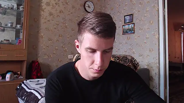 Snapshot of Chris_Brien chatting on October 2025 08:24:02 AM Chris Brien online show from October 2025 08:24:02 AM