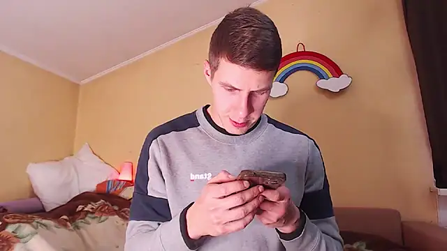 Snapshot of Chris_Brien chatting on December 2025 07:54:02 PM Chris Brien online show from December 2025 07:54:02 PM