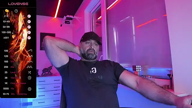MAGABEAR077 online show from May 2026 09:50:02 AM