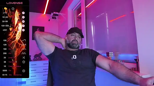 MAGABEAR077 online show from May 2026 10:36:01 AM