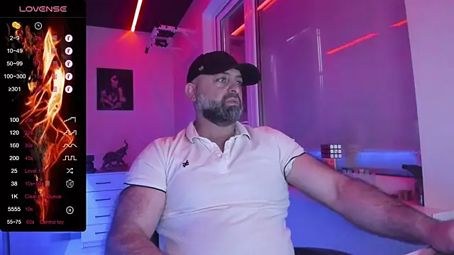 MAGABEAR077 online show from May 2026 12:22:02 PM