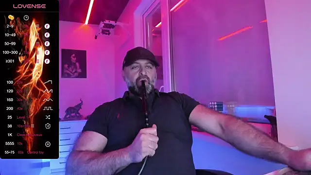 MAGABEAR077 online show from May 2026 03:51:01 PM