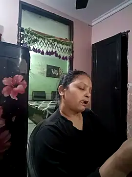 Snapshot of Kavya_kapoor chatting on February 2025 01:39:02 PM Kavya kapoor online show from February 2025 01:39:02 PM