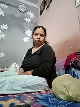 Snapshot of Kavya_kapoor chatting on February 2025 01:35:02 PM Kavya kapoor online show from February 2025 01:35:02 PM