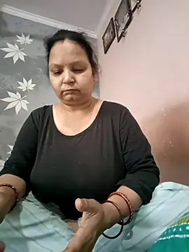 Snapshot of Kavya_kapoor chatting on February 2025 02:42:02 AM Kavya kapoor online show from February 2025 02:42:02 AM